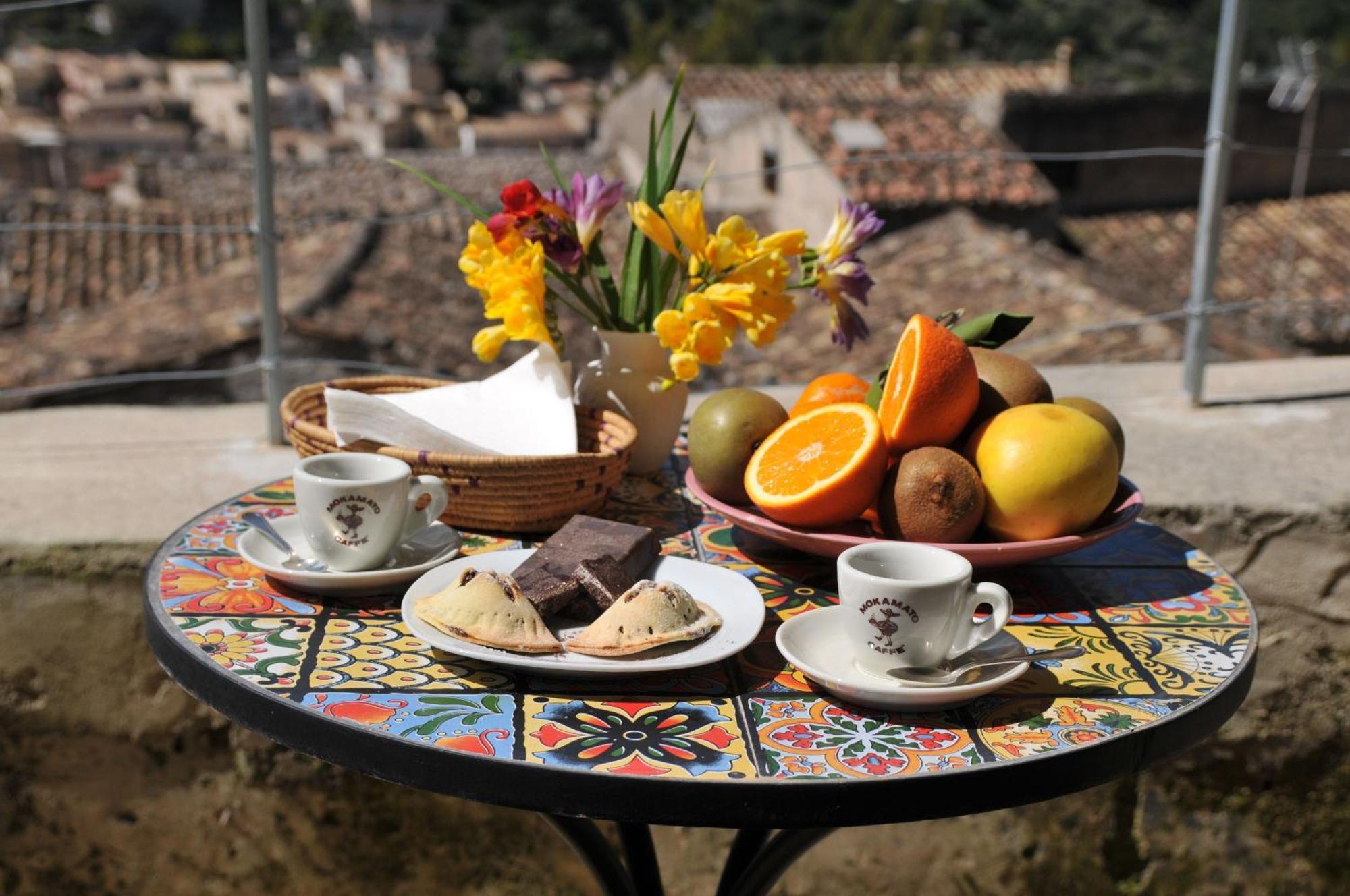 مبيت وإفطار موديكا Casa Sipione Papa المظهر الخارجي الصورة