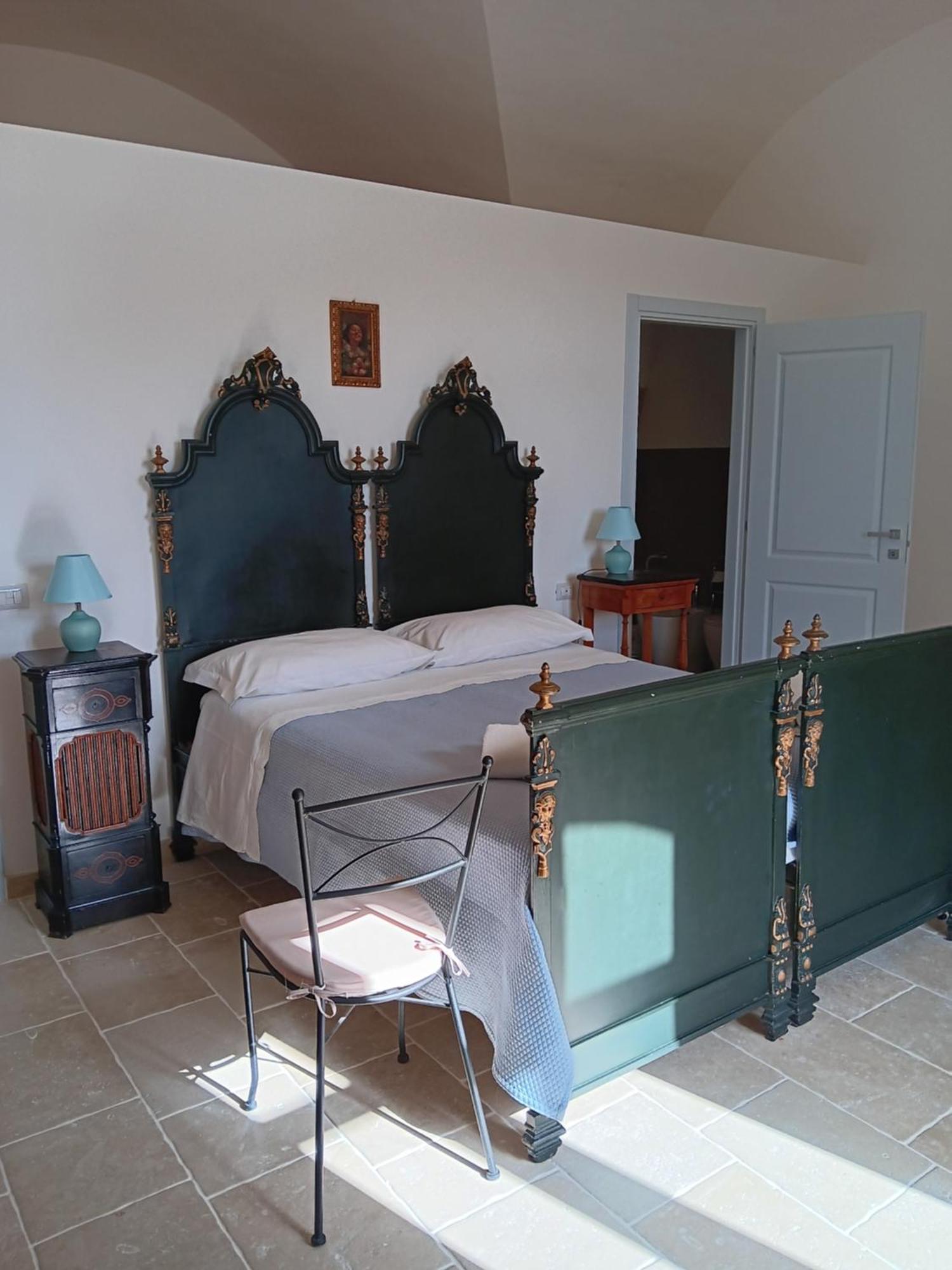 مبيت وإفطار موديكا Casa Sipione Papa المظهر الخارجي الصورة